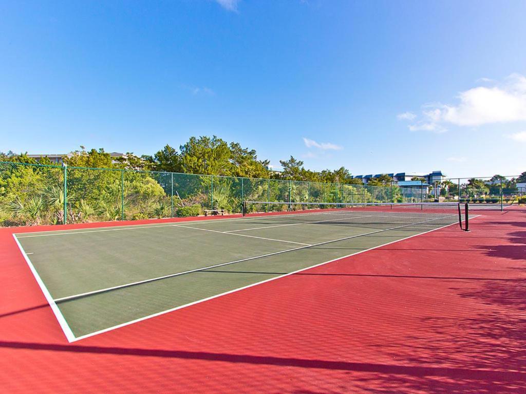 Beach Racquet A330 Тайби Айлънд Екстериор снимка